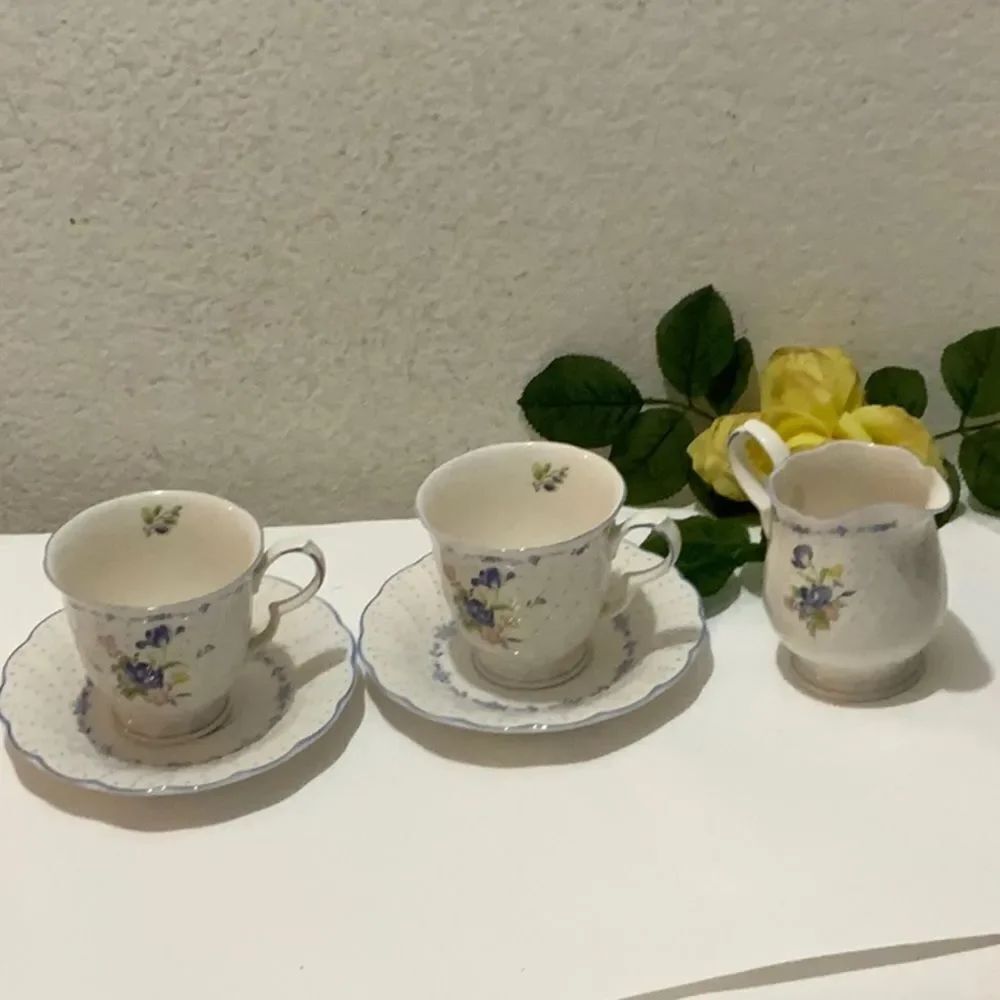 New Nikko tableware blue peony dot ceramic 2 tea cups & saucers & creamer G10